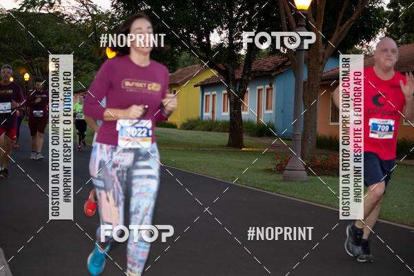 Buy your photos of the eventSunset Run 2019 on Fotop