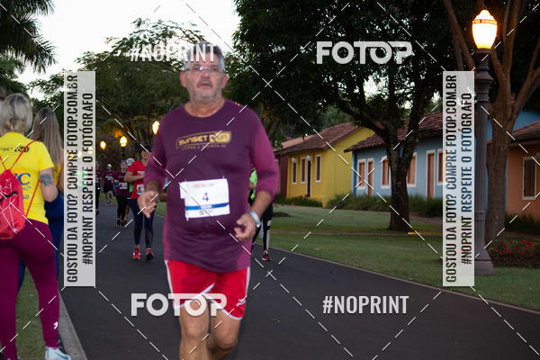 Buy your photos of the eventSunset Run 2019 on Fotop