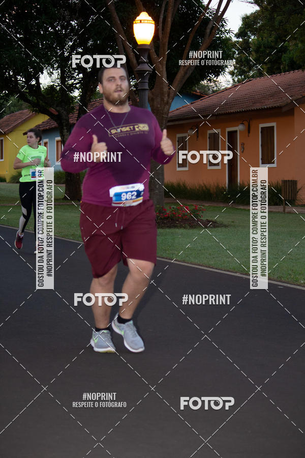 Buy your photos of the eventSunset Run 2019 on Fotop