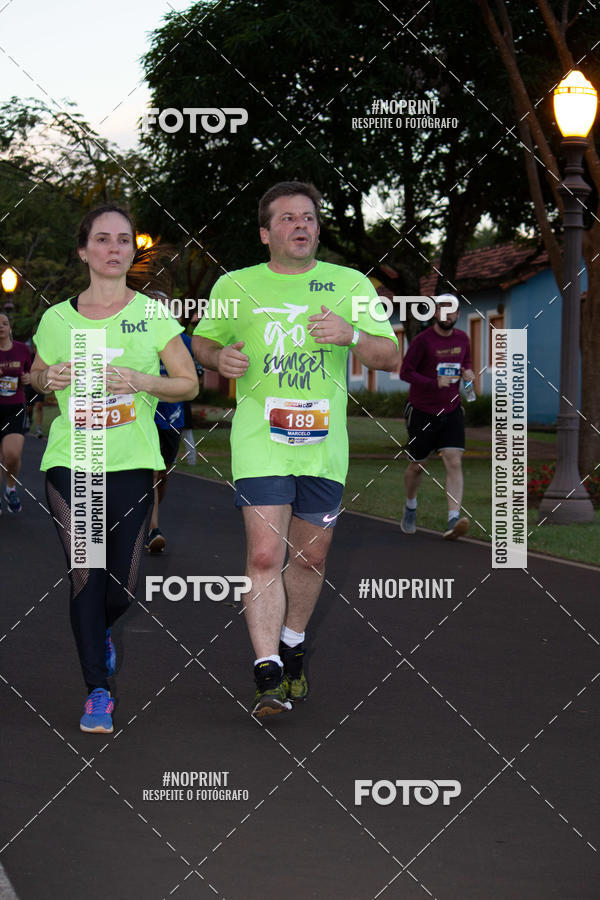 Buy your photos of the eventSunset Run 2019 on Fotop