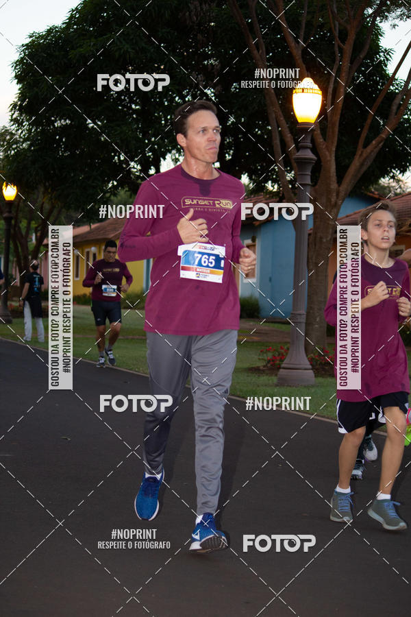 Buy your photos of the eventSunset Run 2019 on Fotop