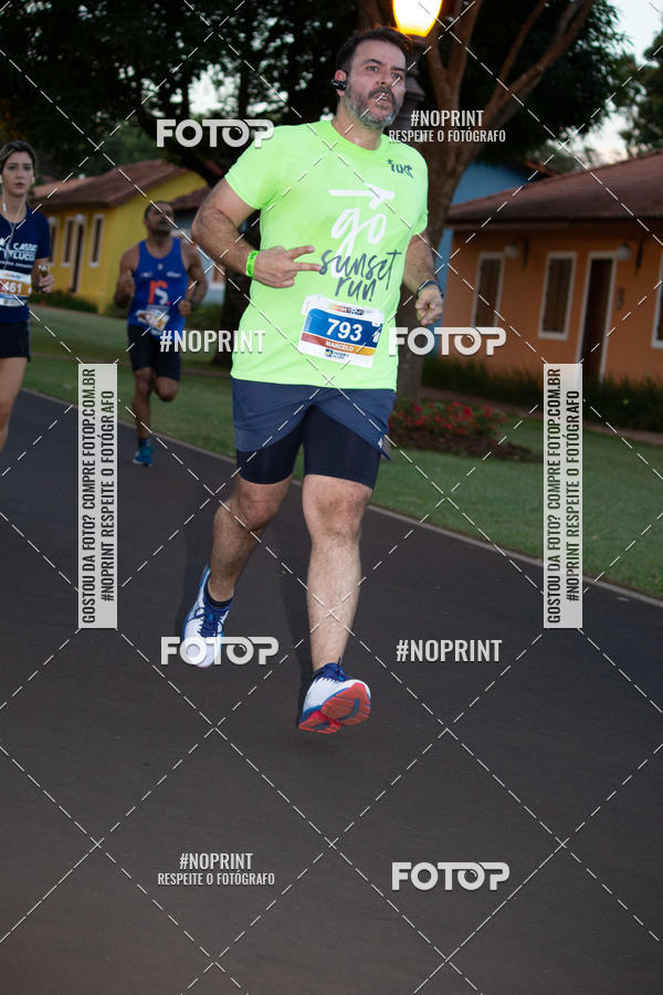 Buy your photos of the eventSunset Run 2019 on Fotop