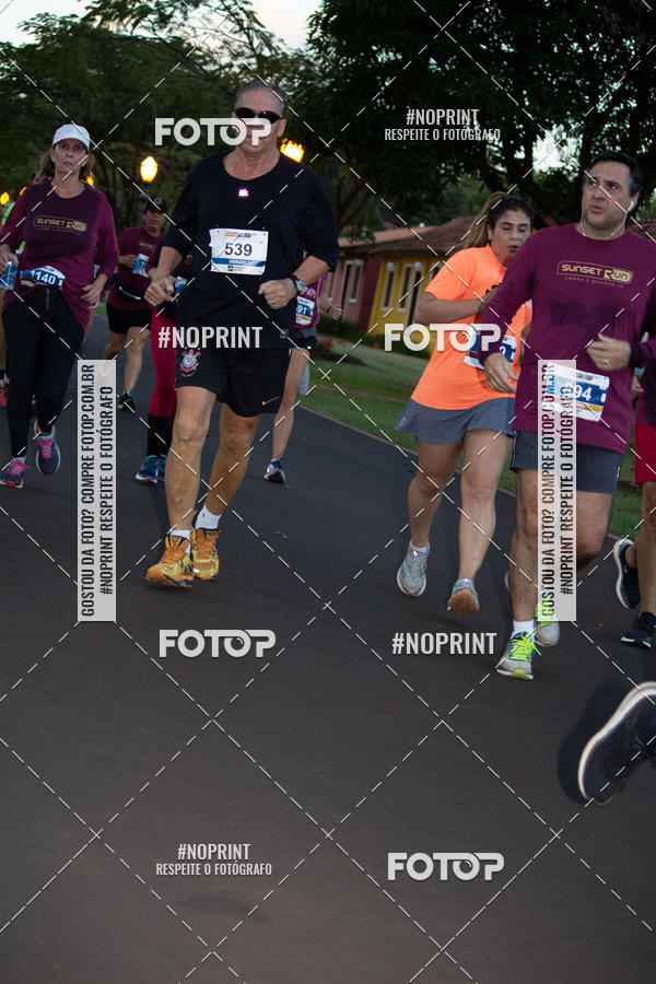 Buy your photos of the eventSunset Run 2019 on Fotop