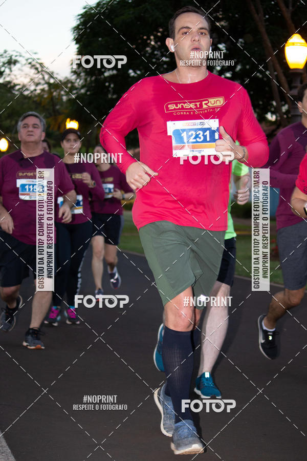 Buy your photos of the eventSunset Run 2019 on Fotop