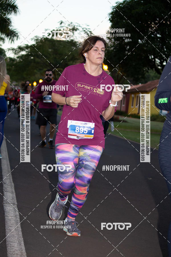 Buy your photos of the eventSunset Run 2019 on Fotop