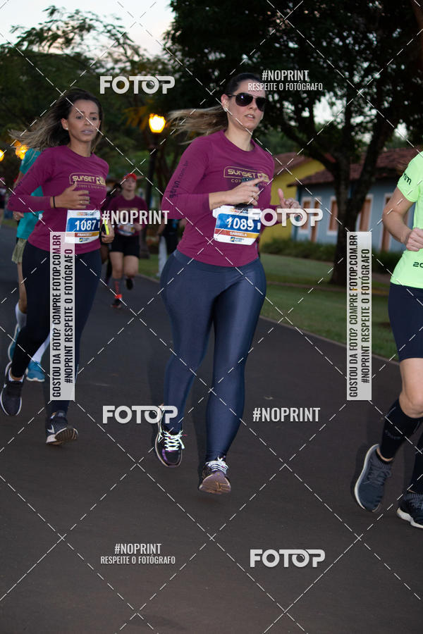Buy your photos of the eventSunset Run 2019 on Fotop