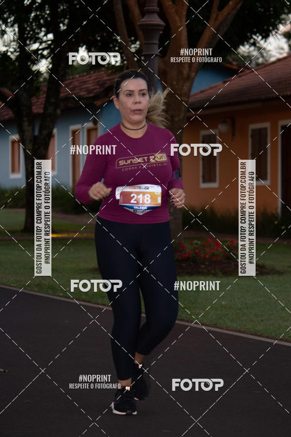 Buy your photos of the eventSunset Run 2019 on Fotop