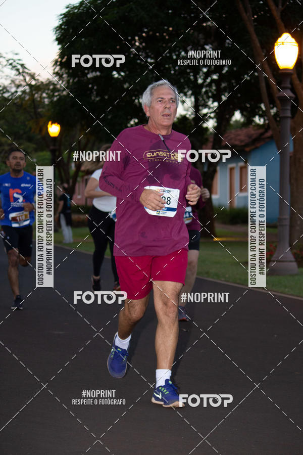 Buy your photos of the eventSunset Run 2019 on Fotop