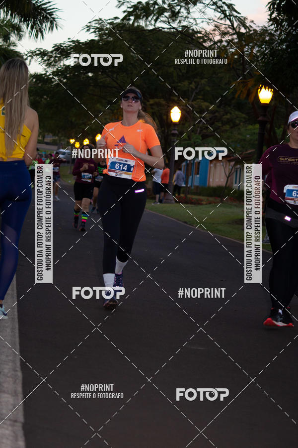 Buy your photos of the eventSunset Run 2019 on Fotop