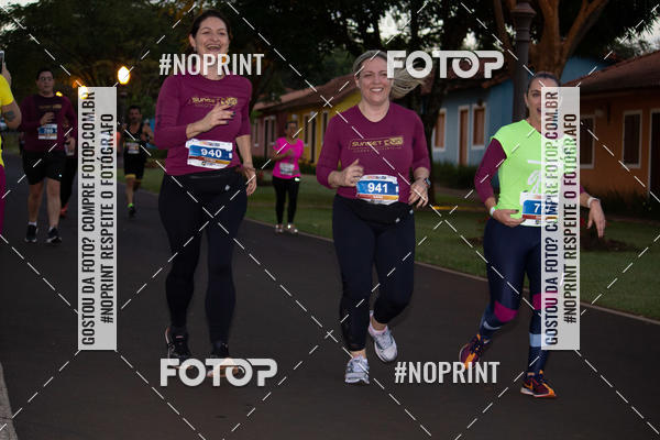 Buy your photos of the eventSunset Run 2019 on Fotop