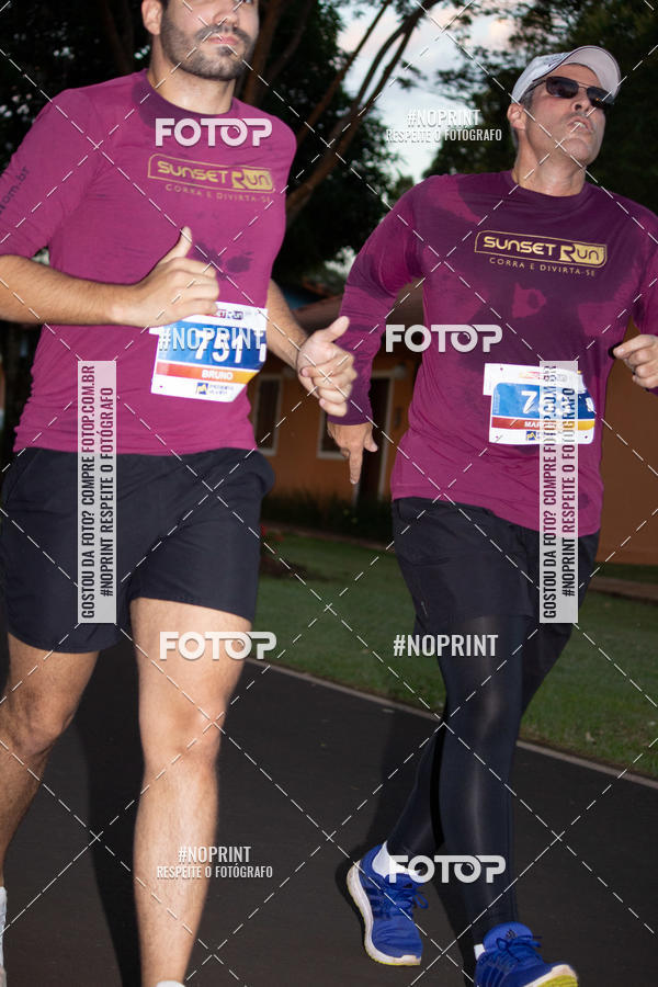 Buy your photos of the eventSunset Run 2019 on Fotop