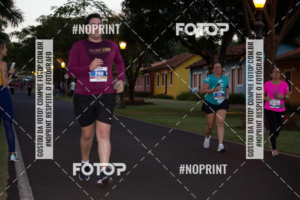 Buy your photos of the eventSunset Run 2019 on Fotop