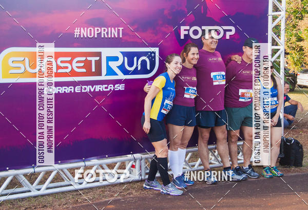 Buy your photos of the eventSunset Run 2019 on Fotop