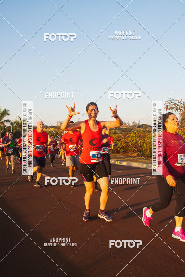 Buy your photos of the eventSunset Run 2019 on Fotop