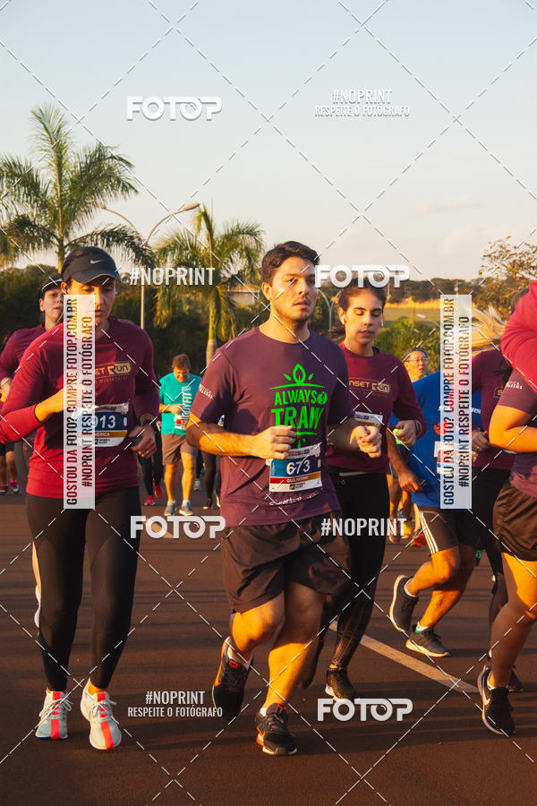 Buy your photos of the eventSunset Run 2019 on Fotop
