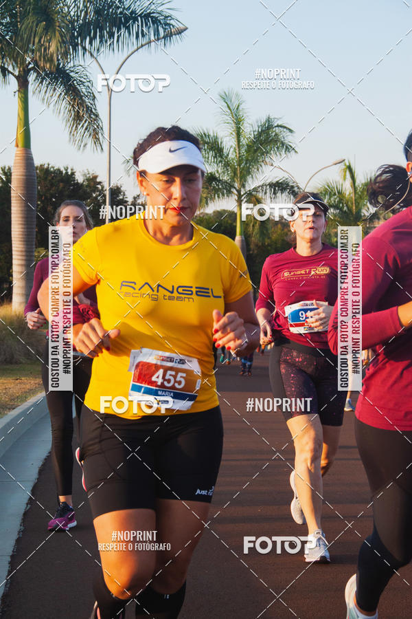 Buy your photos of the eventSunset Run 2019 on Fotop