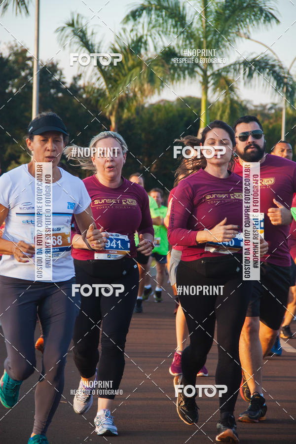 Buy your photos of the eventSunset Run 2019 on Fotop