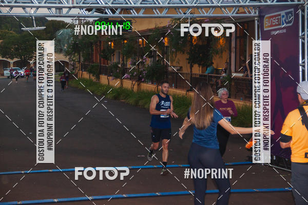 Buy your photos of the eventSunset Run 2019 on Fotop