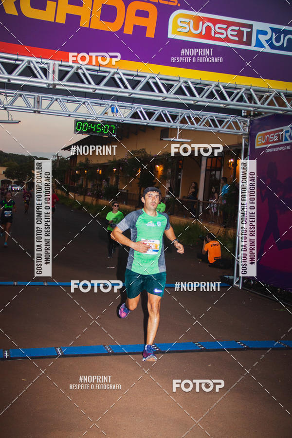 Buy your photos of the eventSunset Run 2019 on Fotop