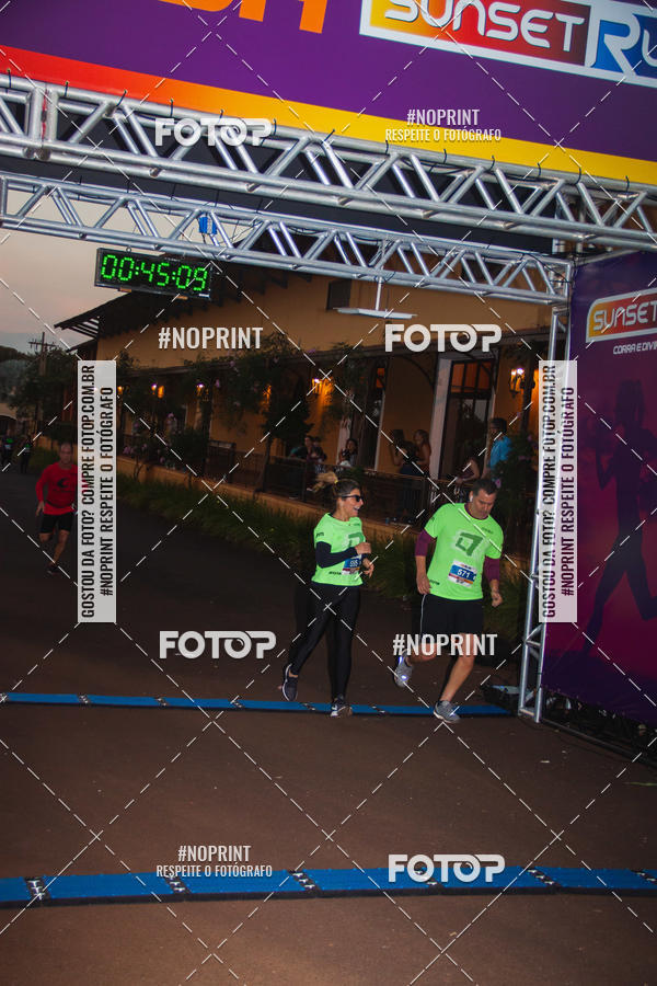 Buy your photos of the eventSunset Run 2019 on Fotop