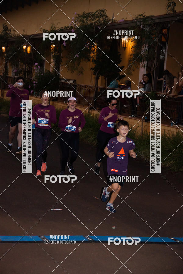 Buy your photos of the eventSunset Run 2019 on Fotop