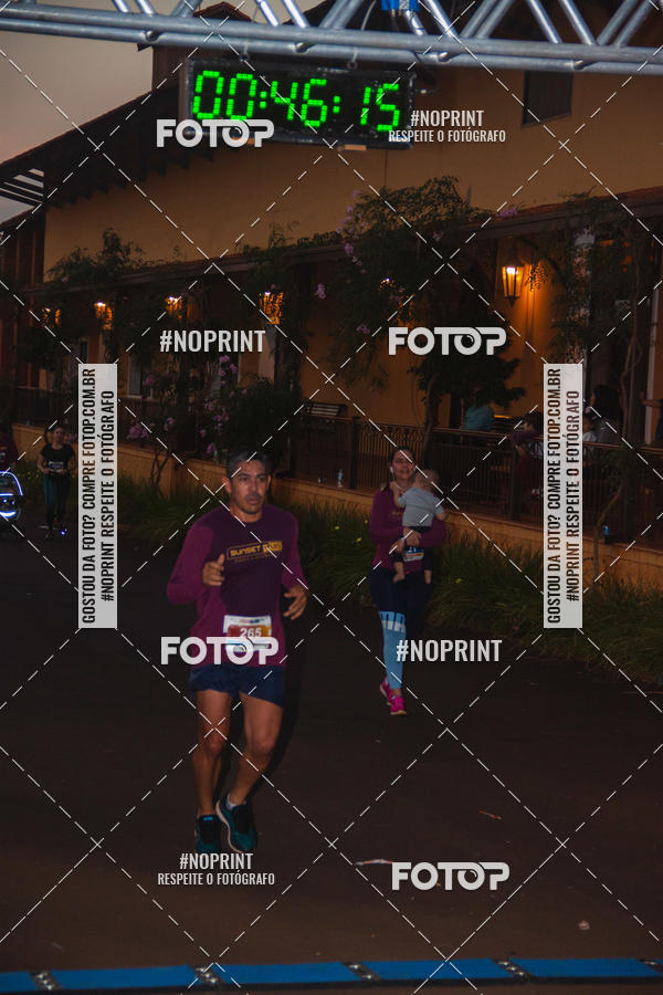 Buy your photos of the eventSunset Run 2019 on Fotop