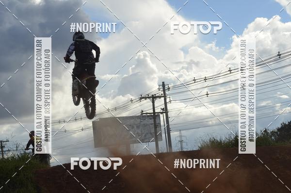 Achetez vos photos de l'vnementTreino - Motocross sur Fotop