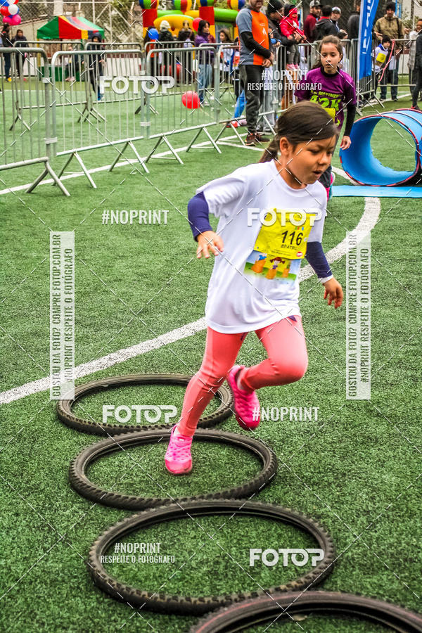 Buy your photos of the eventCircuito Samparunners KIDS - Etapa Obst�culos on Fotop