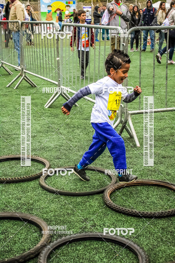 Buy your photos of the eventCircuito Samparunners KIDS - Etapa Obstculos on Fotop