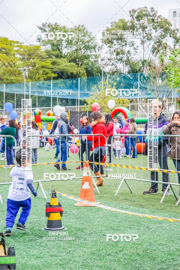 Buy your photos of the eventCircuito Samparunners KIDS - Etapa Obstculos on Fotop