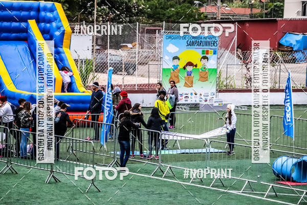 Buy your photos of the eventCircuito Samparunners KIDS - Etapa Obstculos on Fotop