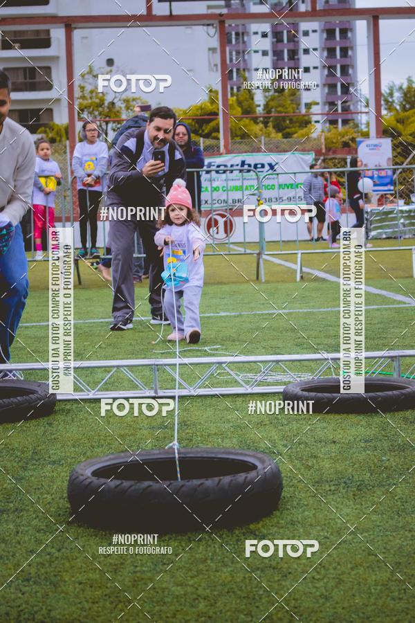 Buy your photos of the eventCircuito Samparunners KIDS - Etapa Obstculos on Fotop