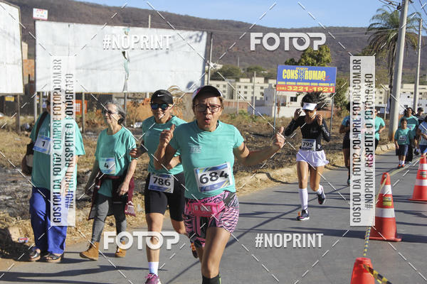 Buy your photos of the eventCircuito SESC de Corridas - Etapa Montes Claros 2019 on Fotop