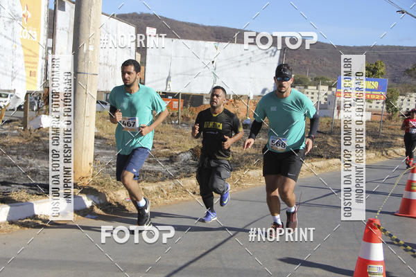 Buy your photos of the eventCircuito SESC de Corridas - Etapa Montes Claros 2019 on Fotop