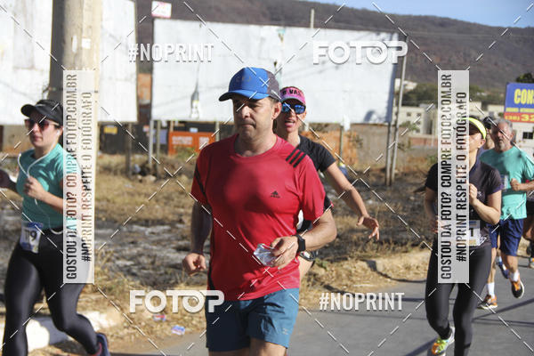 Buy your photos of the eventCircuito SESC de Corridas - Etapa Montes Claros 2019 on Fotop