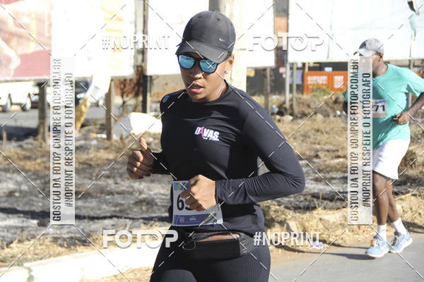 Buy your photos of the eventCircuito SESC de Corridas - Etapa Montes Claros 2019 on Fotop