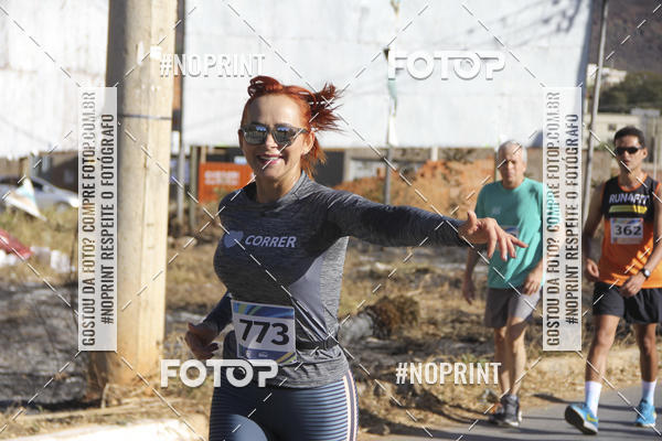 Buy your photos of the eventCircuito SESC de Corridas - Etapa Montes Claros 2019 on Fotop