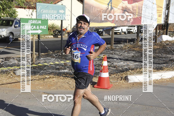 Buy your photos of the eventCircuito SESC de Corridas - Etapa Montes Claros 2019 on Fotop