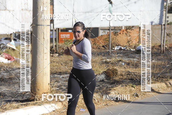 Buy your photos of the eventCircuito SESC de Corridas - Etapa Montes Claros 2019 on Fotop