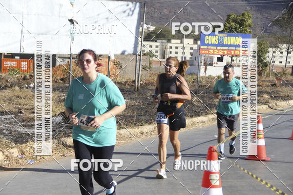 Buy your photos of the eventCircuito SESC de Corridas - Etapa Montes Claros 2019 on Fotop