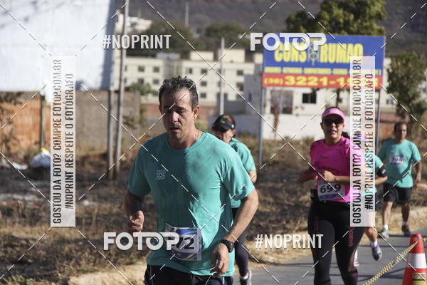 Buy your photos of the eventCircuito SESC de Corridas - Etapa Montes Claros 2019 on Fotop