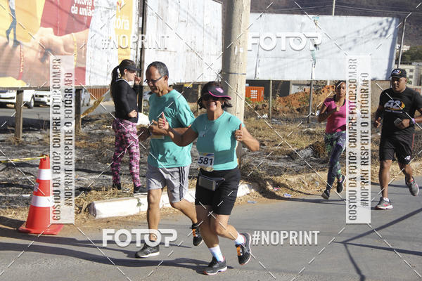 Buy your photos of the eventCircuito SESC de Corridas - Etapa Montes Claros 2019 on Fotop