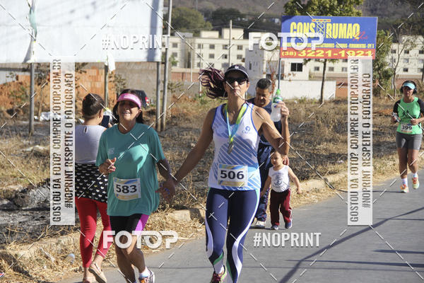 Buy your photos of the eventCircuito SESC de Corridas - Etapa Montes Claros 2019 on Fotop