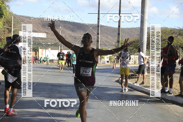 Buy your photos of the eventCircuito SESC de Corridas - Etapa Montes Claros 2019 on Fotop
