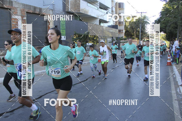 Buy your photos of the eventCircuito SESC de Corridas - Etapa Montes Claros 2019 on Fotop
