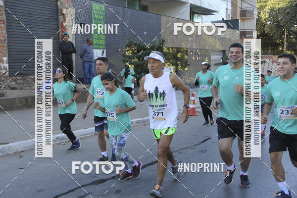 Buy your photos of the eventCircuito SESC de Corridas - Etapa Montes Claros 2019 on Fotop