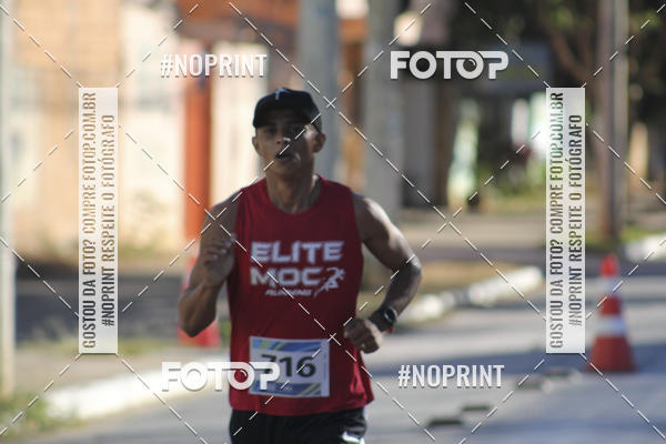 Buy your photos of the eventCircuito SESC de Corridas - Etapa Montes Claros 2019 on Fotop