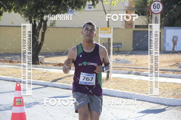 Buy your photos of the eventCircuito SESC de Corridas - Etapa Montes Claros 2019 on Fotop