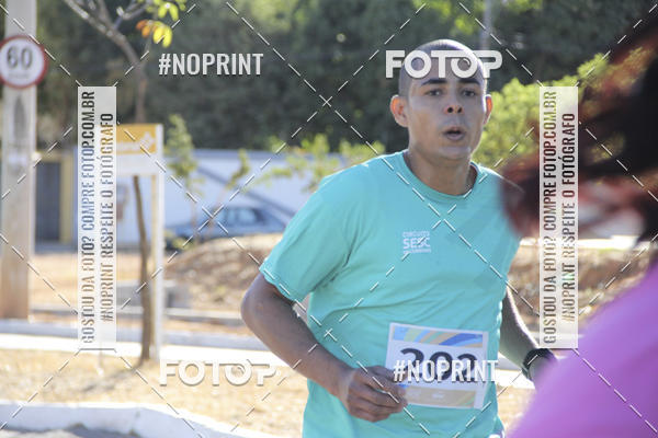 Buy your photos of the eventCircuito SESC de Corridas - Etapa Montes Claros 2019 on Fotop