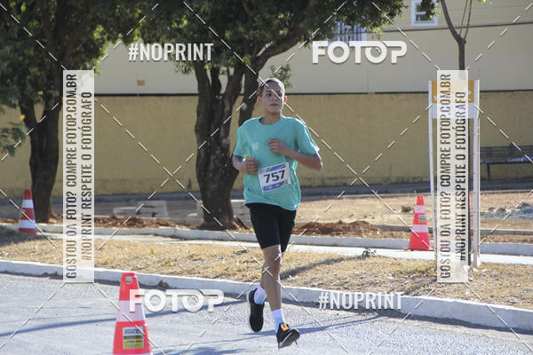 Buy your photos of the eventCircuito SESC de Corridas - Etapa Montes Claros 2019 on Fotop